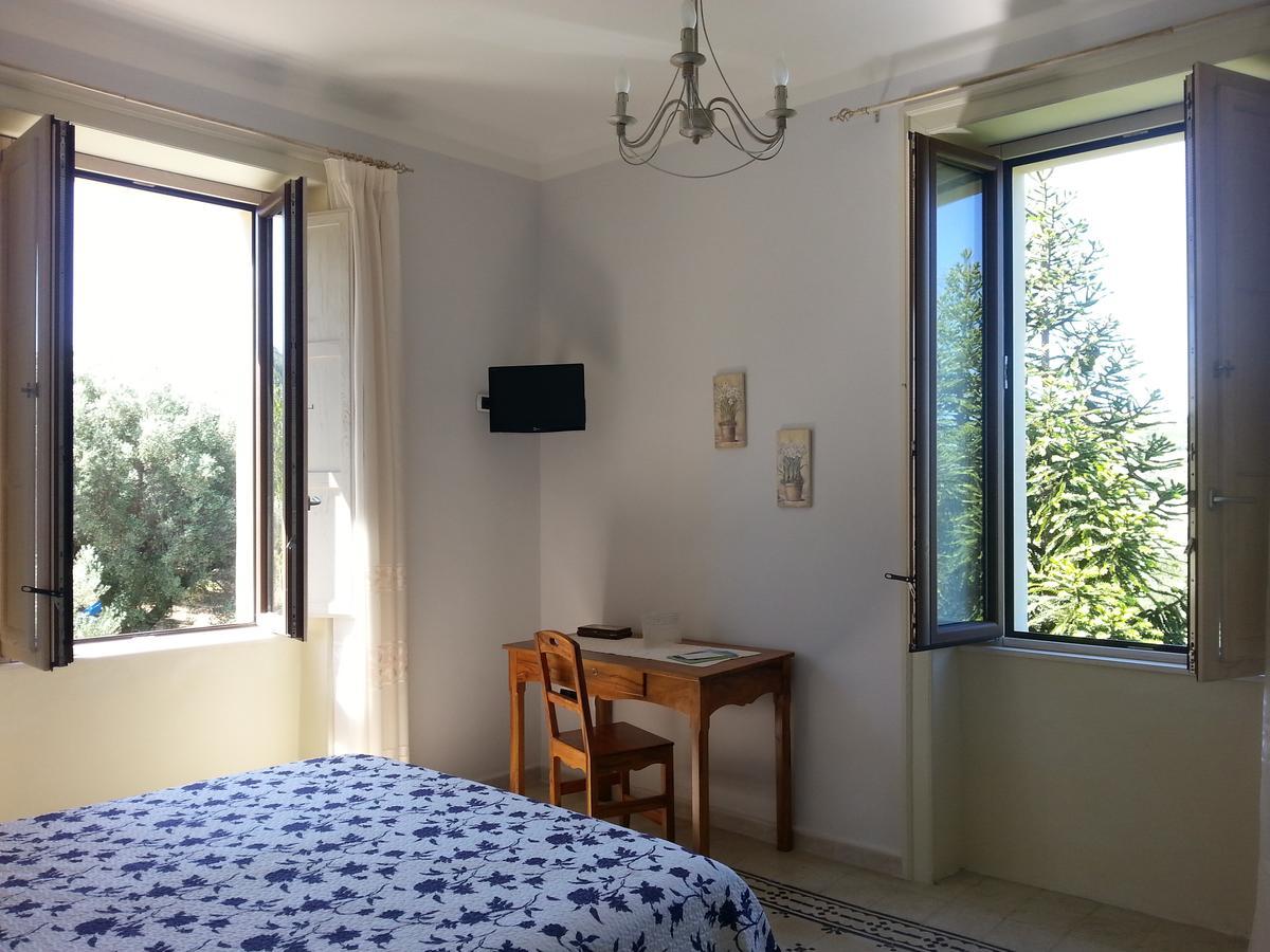 Villa Vincenza Vallo della Lucania Bagian luar foto